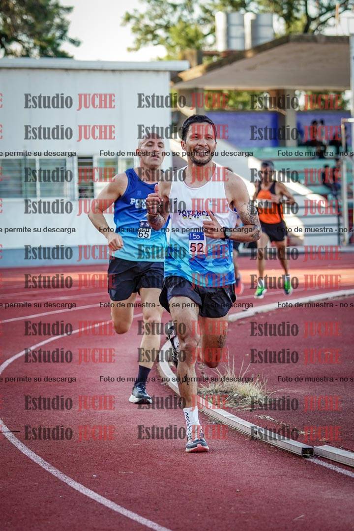 Fotos de los 3000 m llanos de varones