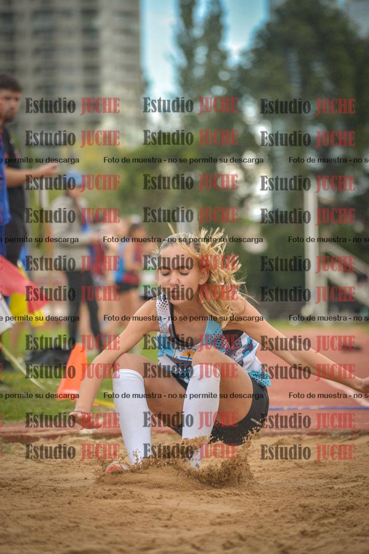 Fotos del salto en largo - mujeres U16