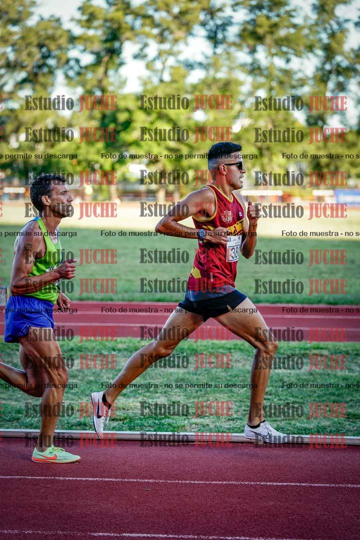 Fotos de los 3000 m llanos de varones