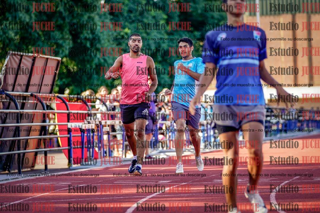 Fotos de los 400 m de varones