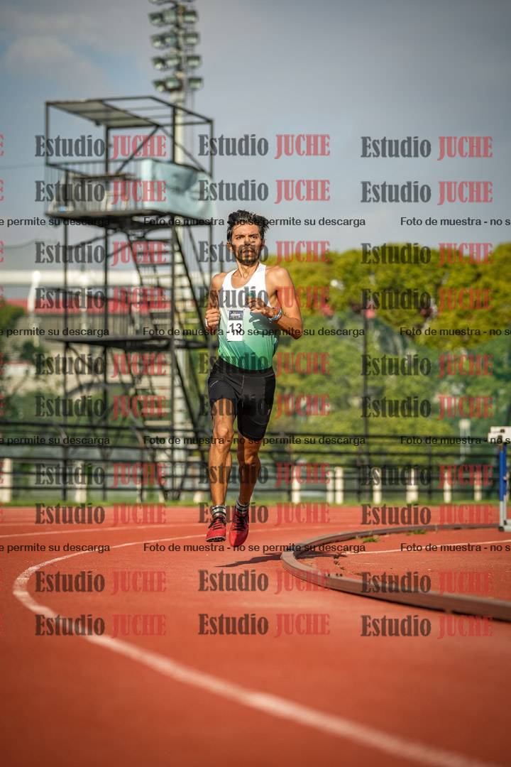 Fotos de los 3000 m llanos de varones