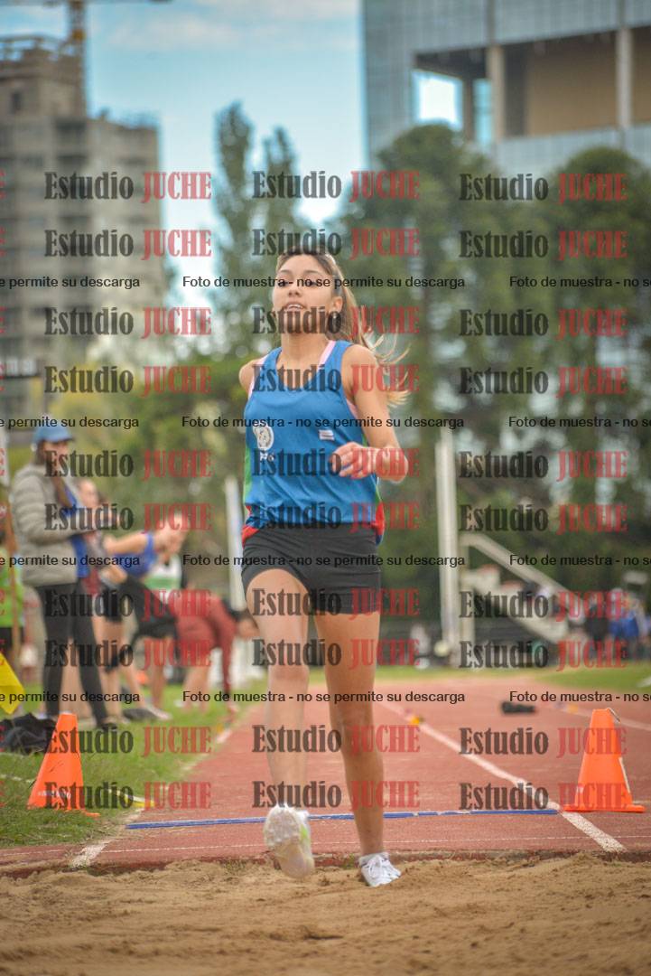Fotos del salto en largo - mujeres U16