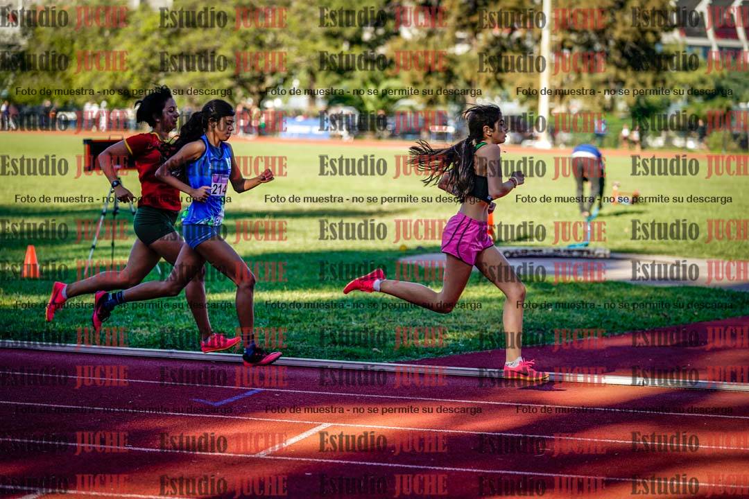 Fotos de los 600 m de mujeres
