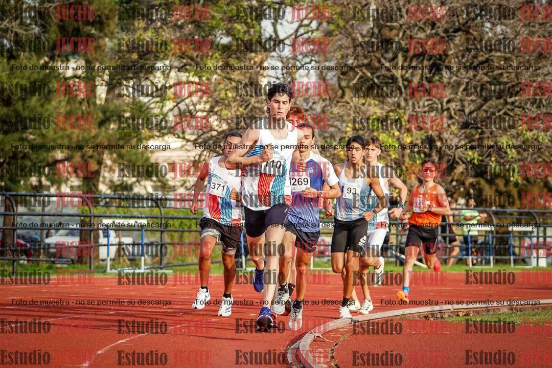 Fotos de los 5000 m llanos de varones
