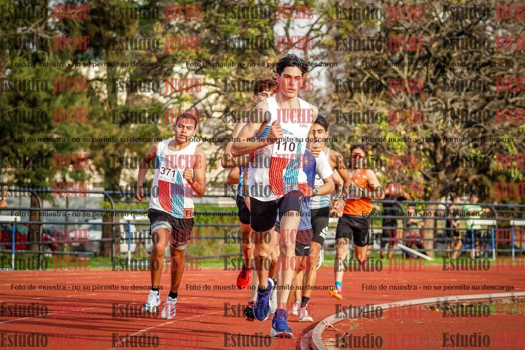Fotos de los 5000 m llanos de varones