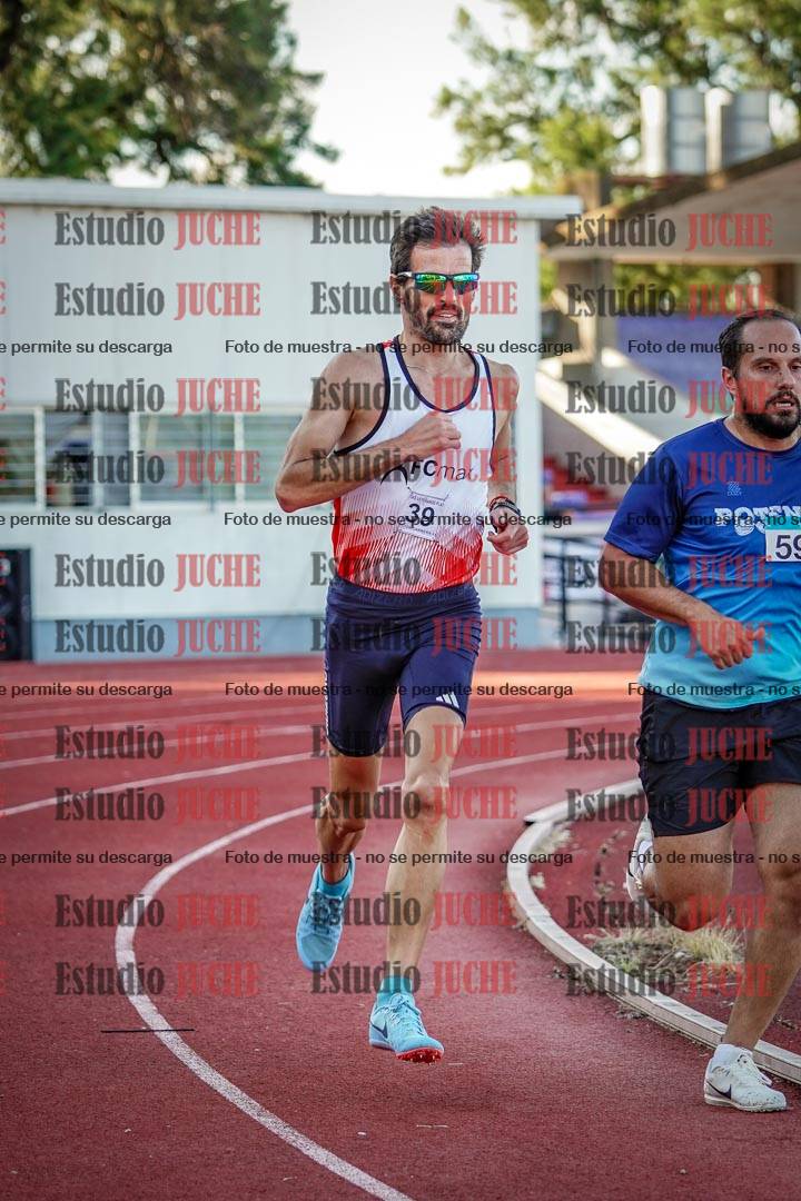 Fotos de los 3000 m llanos de varones