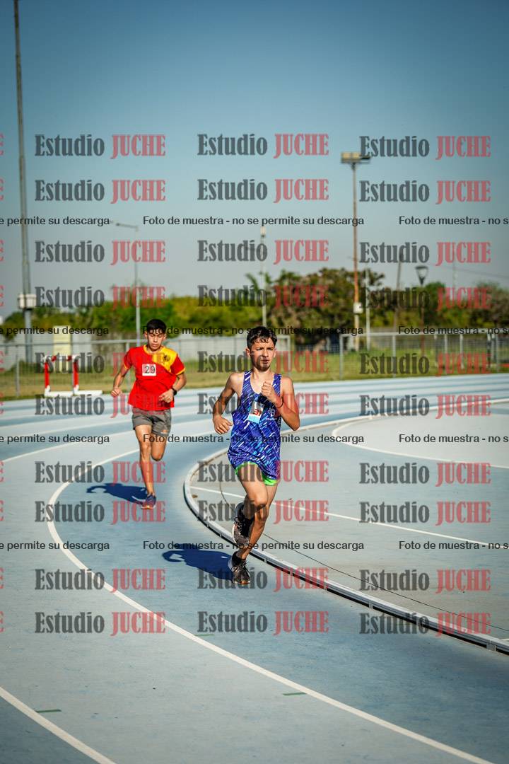 Fotos de los 1500 m llanos de varones