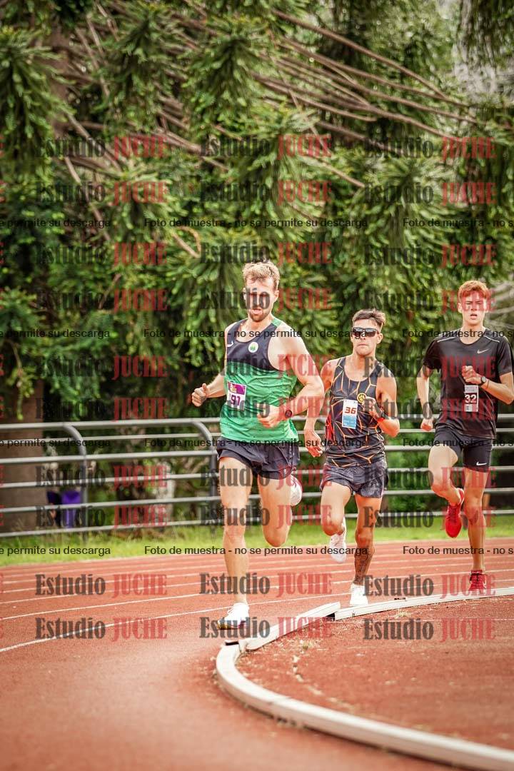 Fotos de los 3000 m llanos de varones