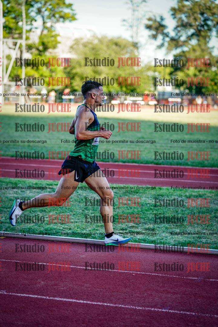 Fotos de los 3000 m llanos de varones