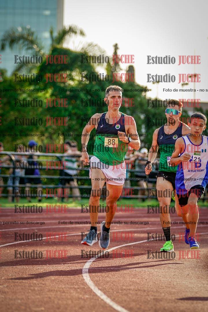 Fotos de los 1500 m llanos de varones