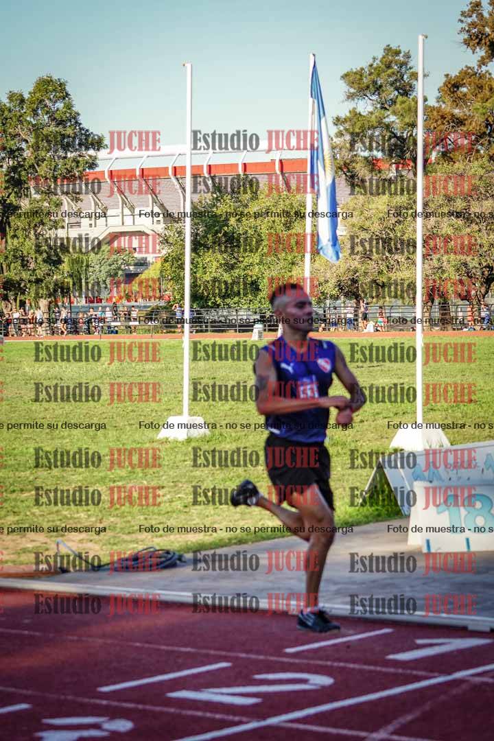 Fotos de los 3000 m llanos de varones
