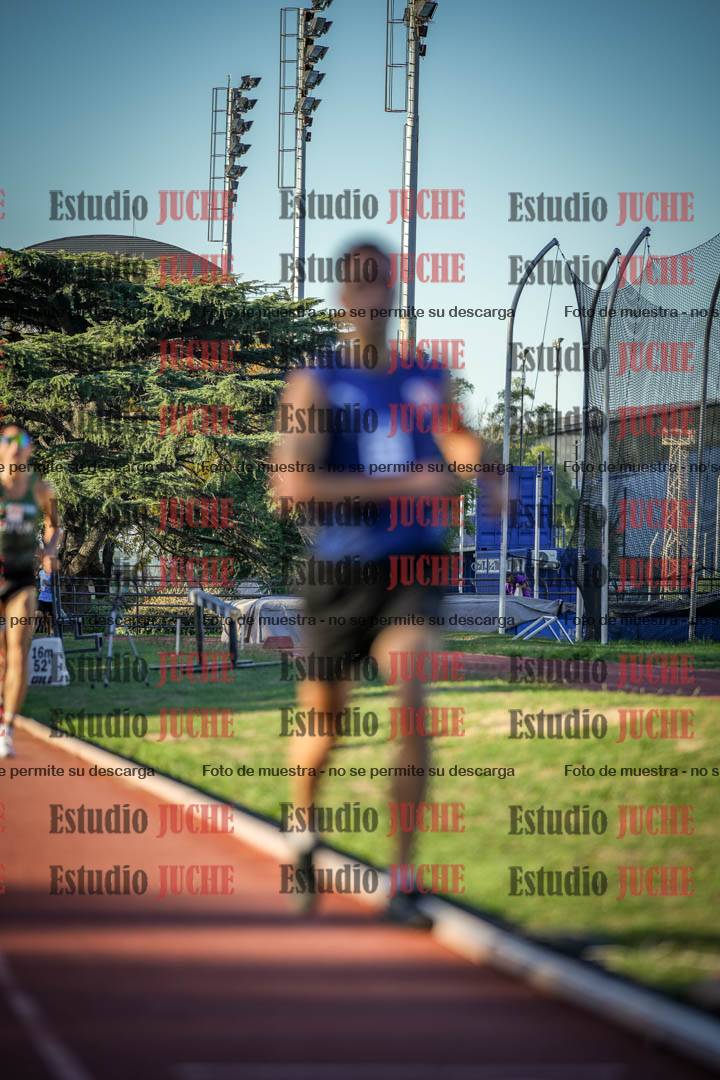 Fotos de los 3000 m llanos de varones