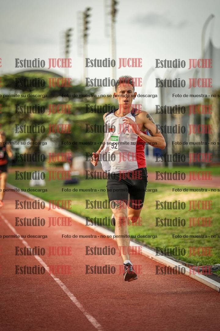 Fotos de los 3000 m llanos de varones
