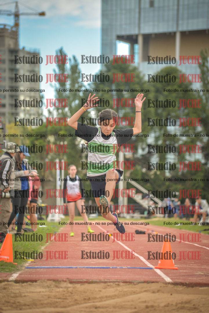 Fotos del salto en largo - mujeres U16