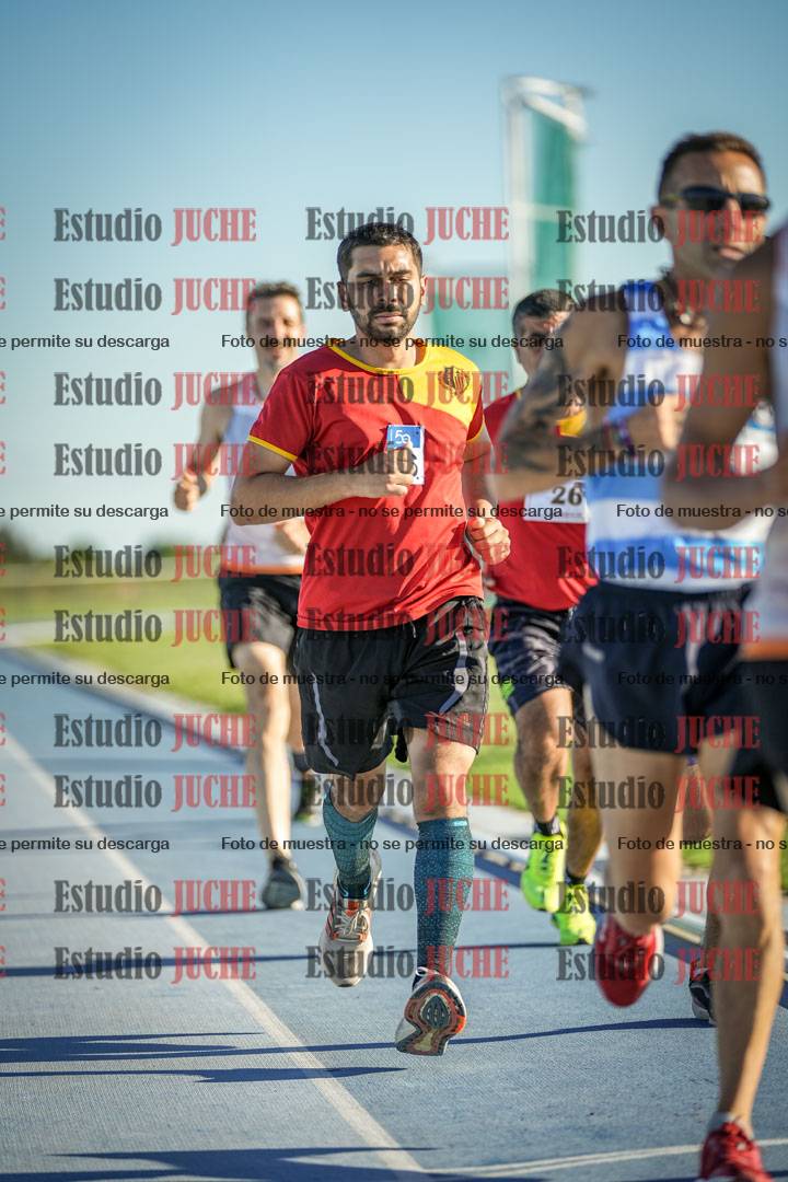 Fotos de los 3000 m llanos de varones