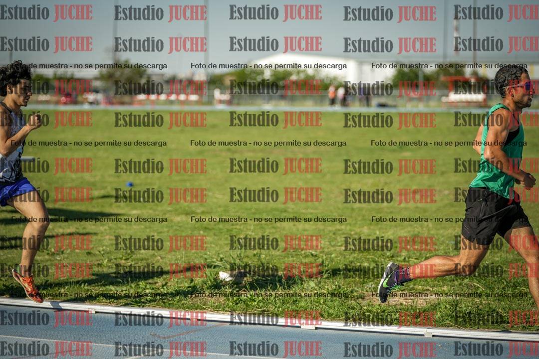 Fotos de los 1500 m llanos de varones