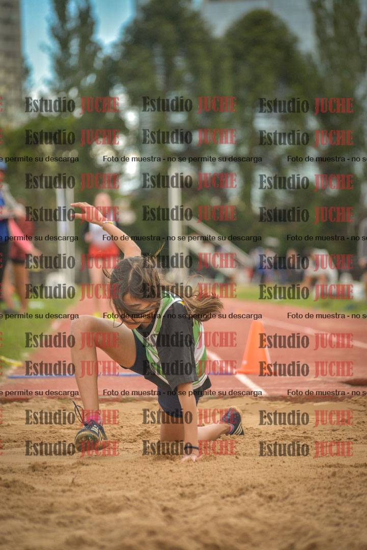 Fotos del salto en largo - mujeres U16
