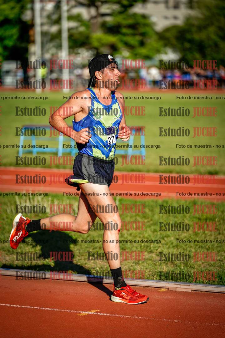 Fotos de los 3000 m llanos de varones