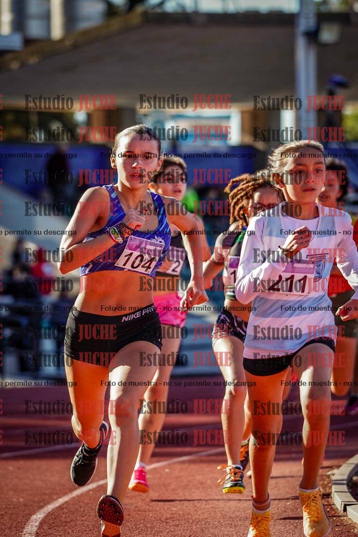 Fotos de los 600 m de mujeres