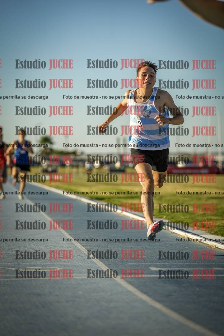 Fotos de los 1500 m llanos de varones