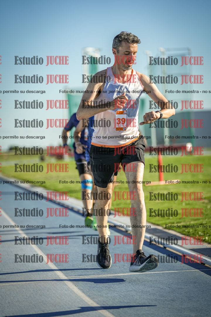 Fotos de los 3000 m llanos de varones