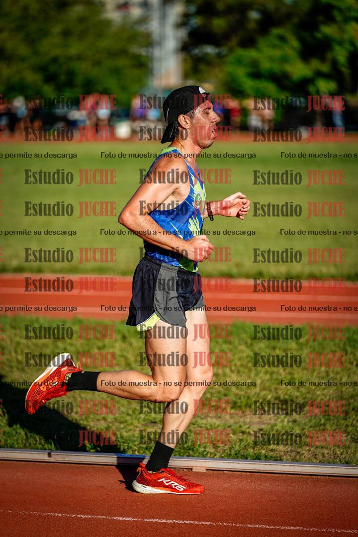 Fotos de los 3000 m llanos de varones