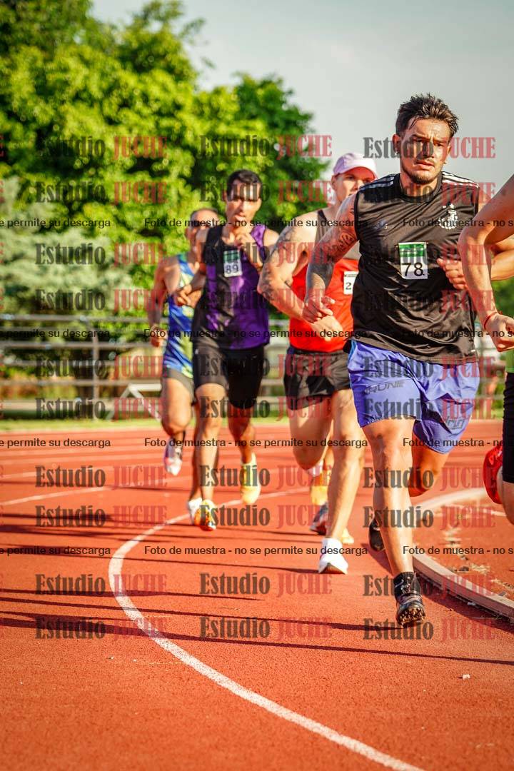 Fotos de los 1500 m llanos de varones