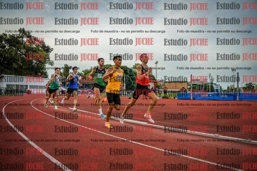 Fotos de los 1500 m llanos de varones