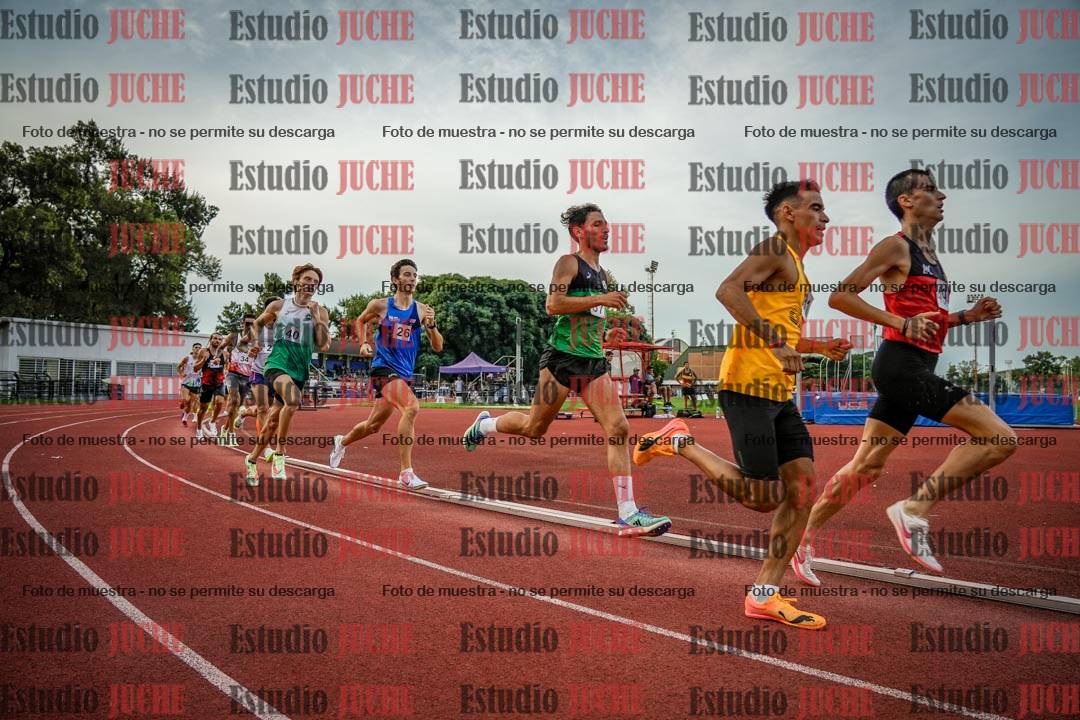 Fotos de los 1500 m llanos de varones