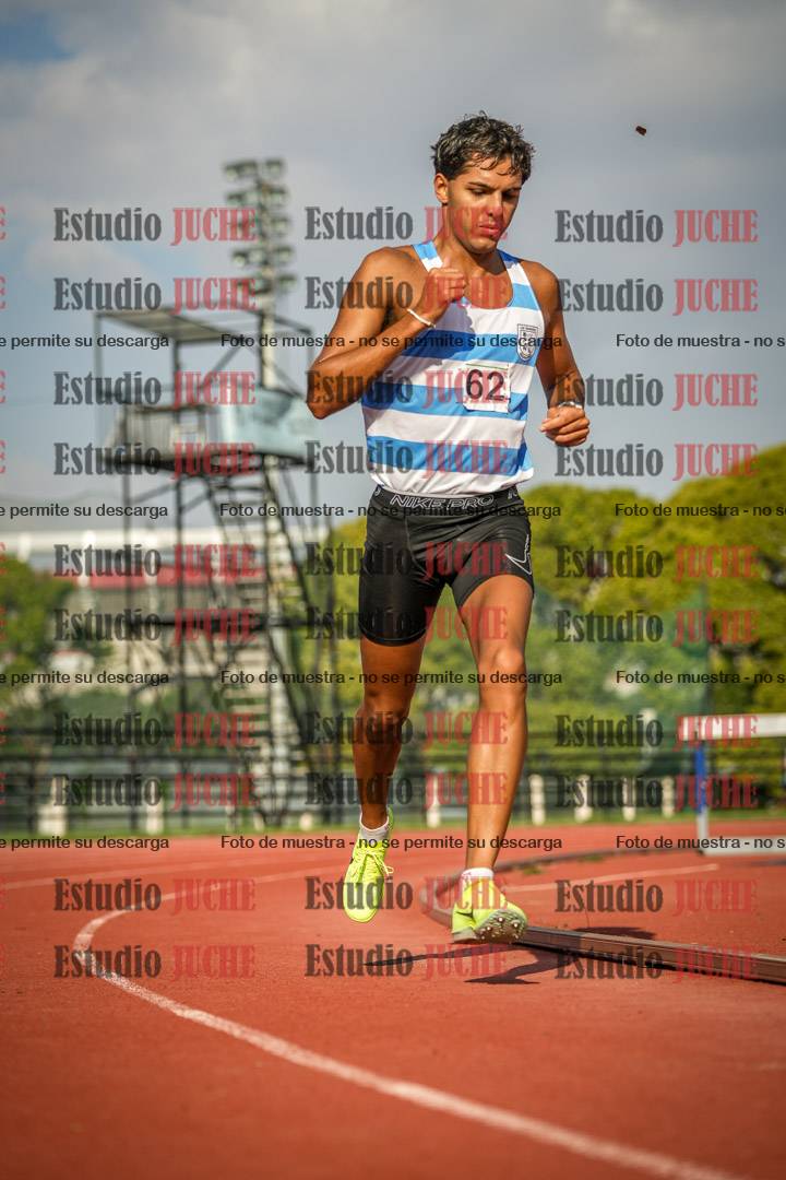 Fotos de los 3000 m llanos de varones