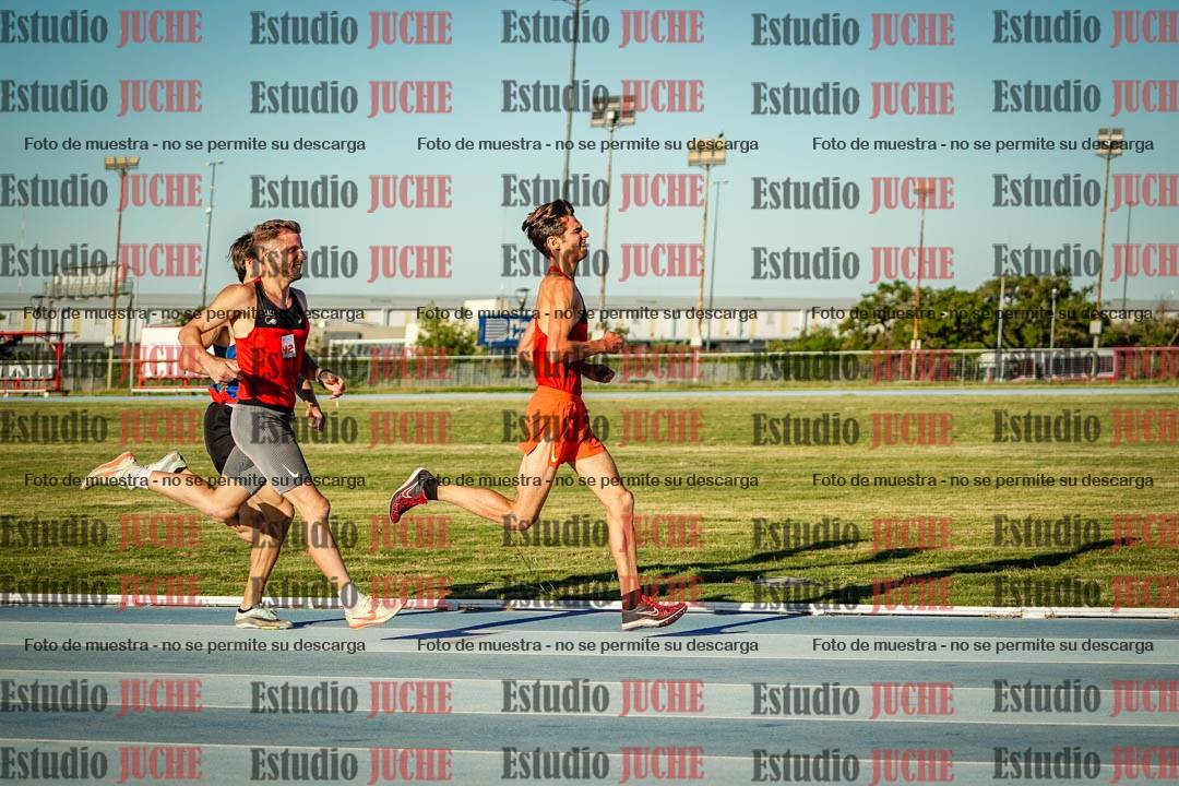 Fotos de los 1500 m llanos de varones
