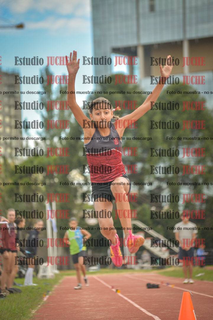 Fotos del salto en largo - mujeres U16