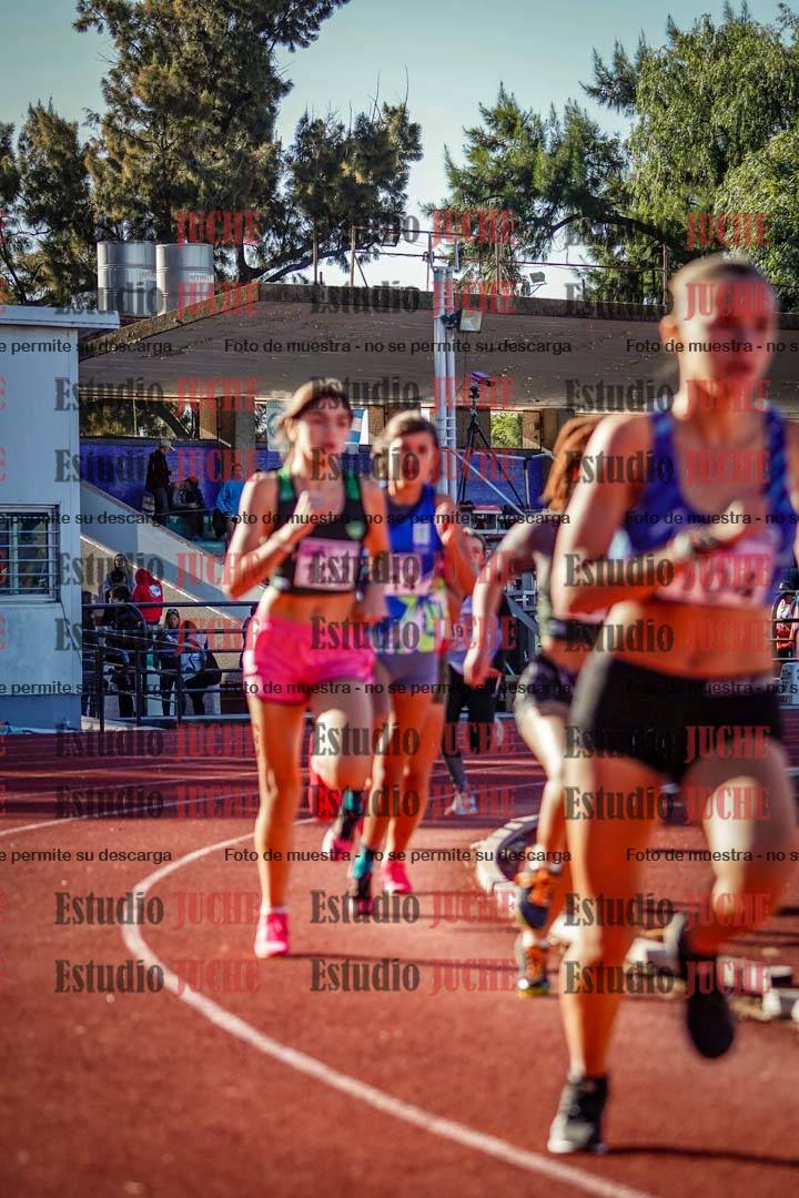 Fotos de los 600 m de mujeres