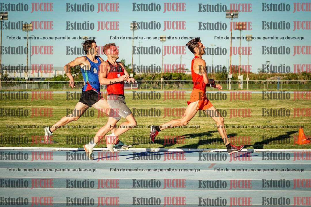 Fotos de los 1500 m llanos de varones