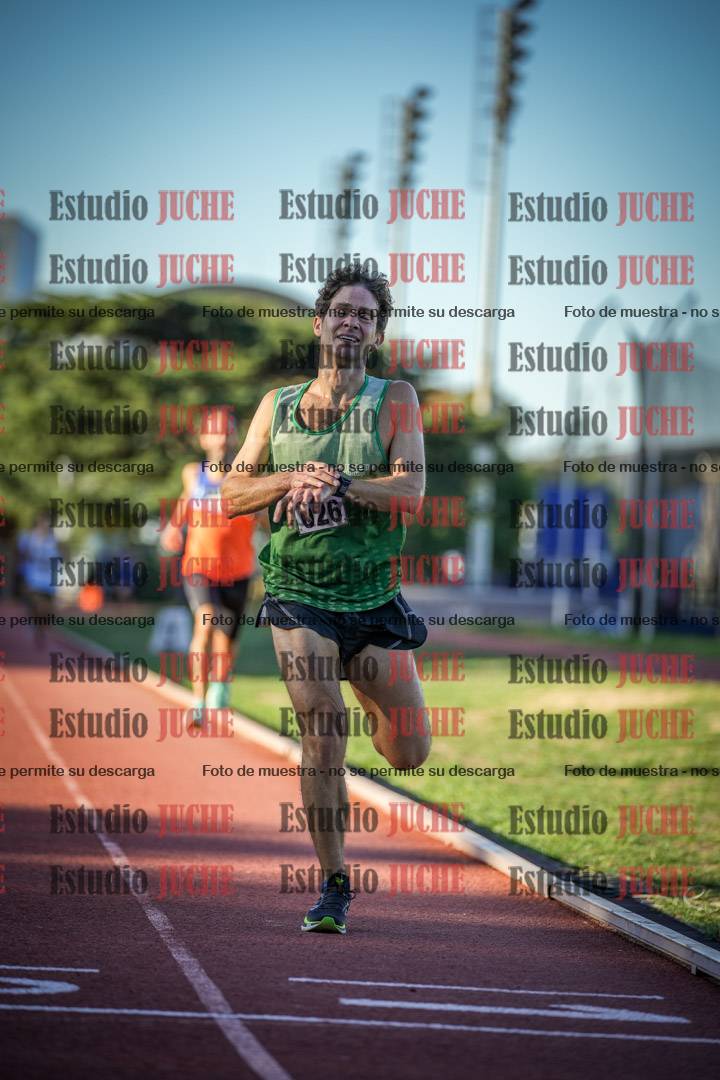 Fotos de los 3000 m llanos de varones