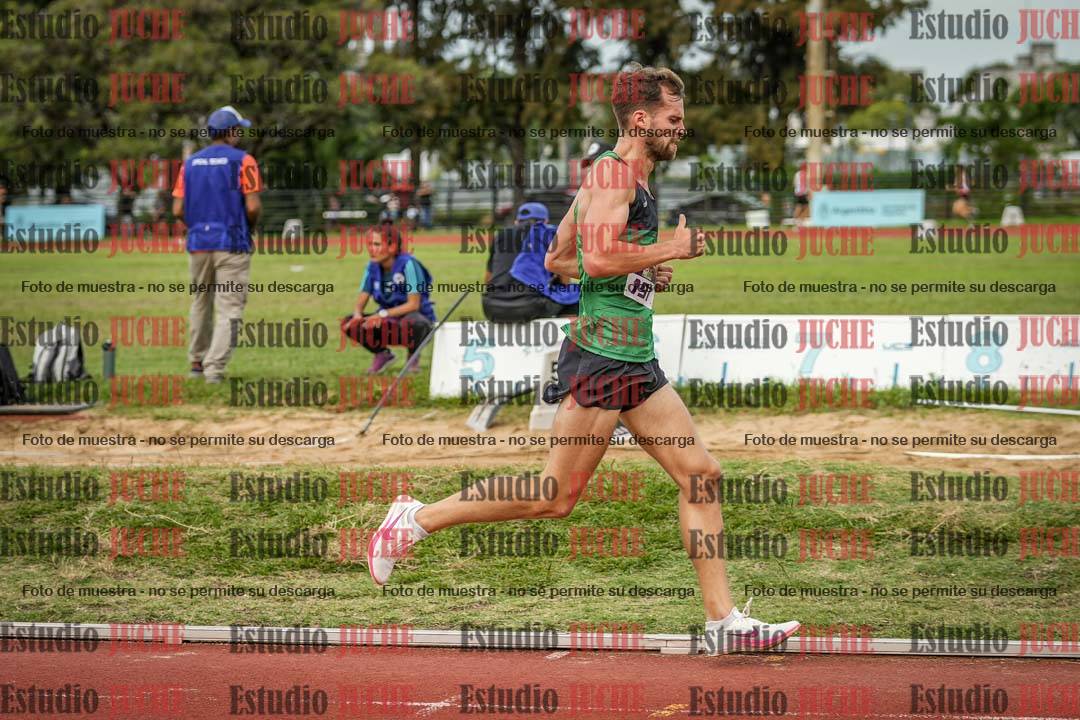 Fotos de los 3000 m llanos de varones