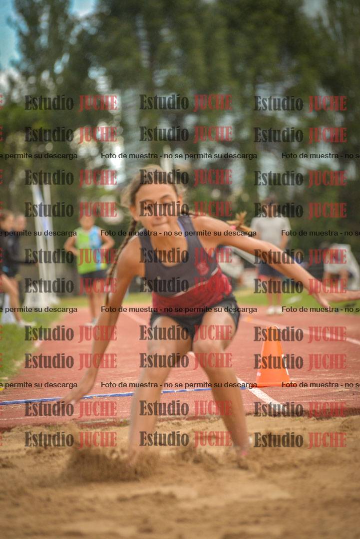 Fotos del salto en largo - mujeres U16