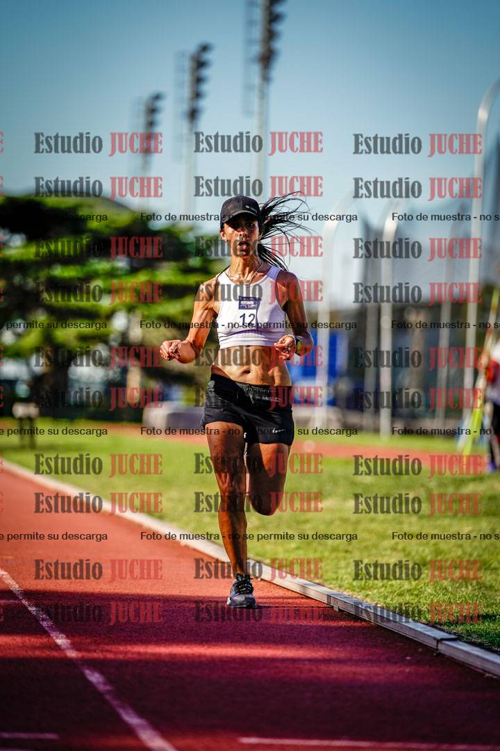 Fotos de los 5000 m llanos de mujeres y varones