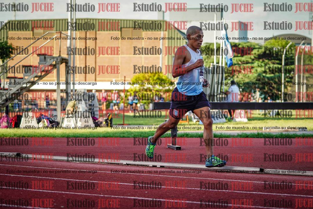 Fotos de los 3000 m llanos de varones