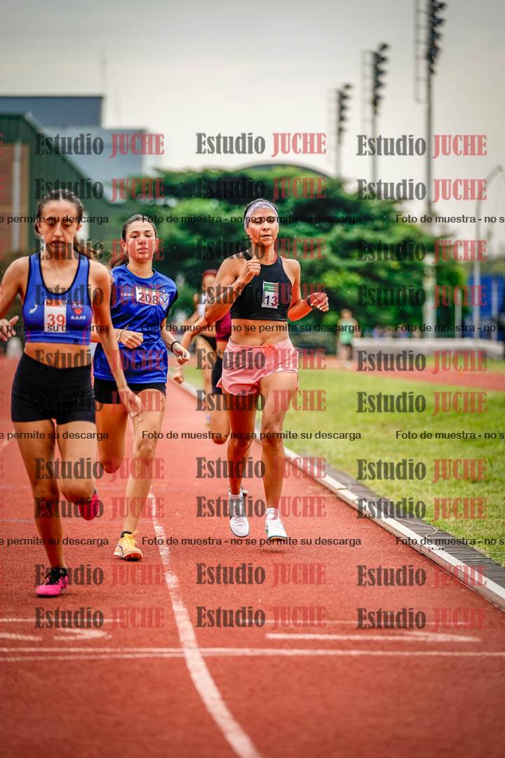 Fotos de los 800 m de mujeres