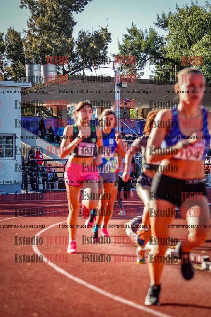 Fotos de los 600 m de mujeres