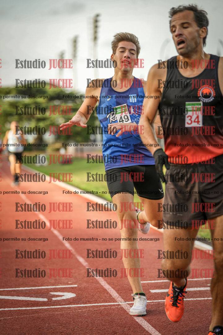 Fotos de los 3000 m llanos de varones