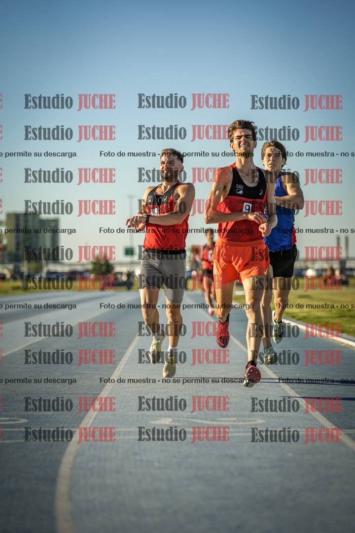 Fotos de los 1500 m llanos de varones