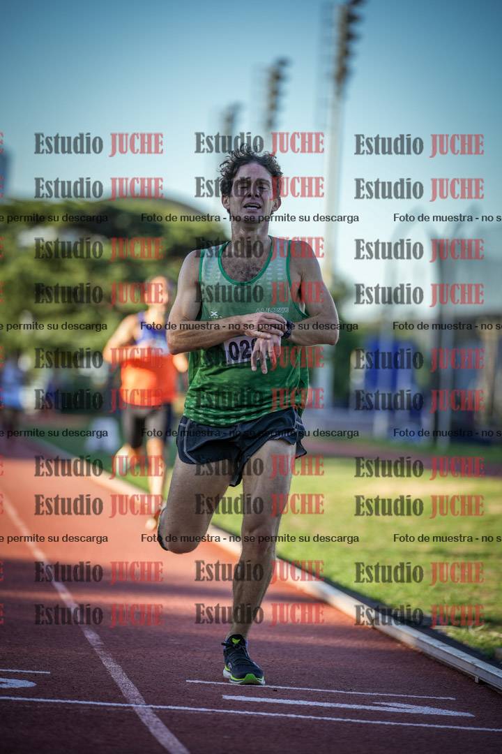 Fotos de los 3000 m llanos de varones