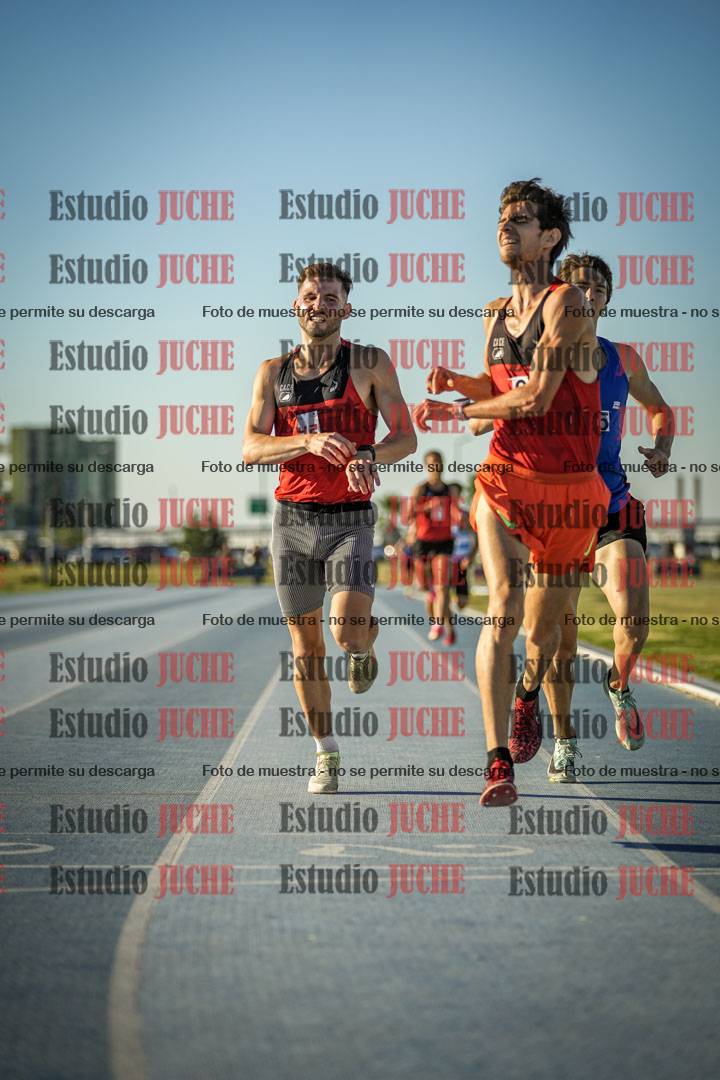 Fotos de los 1500 m llanos de varones