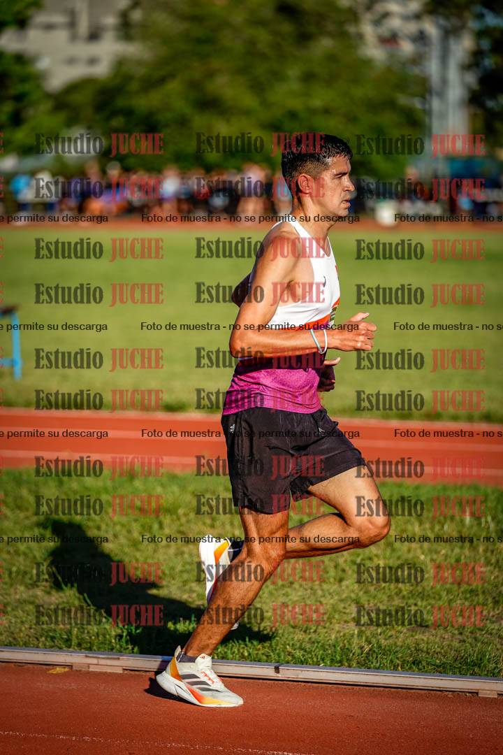 Fotos de los 3000 m llanos de varones