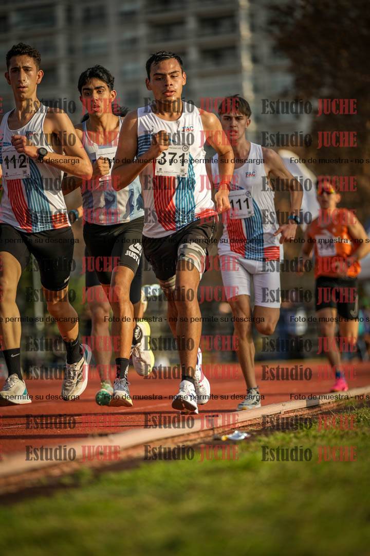 Fotos de los 5000 m llanos de varones