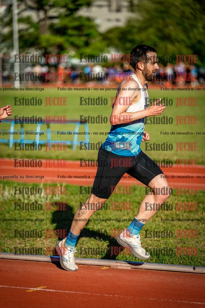 Fotos de los 3000 m llanos de varones