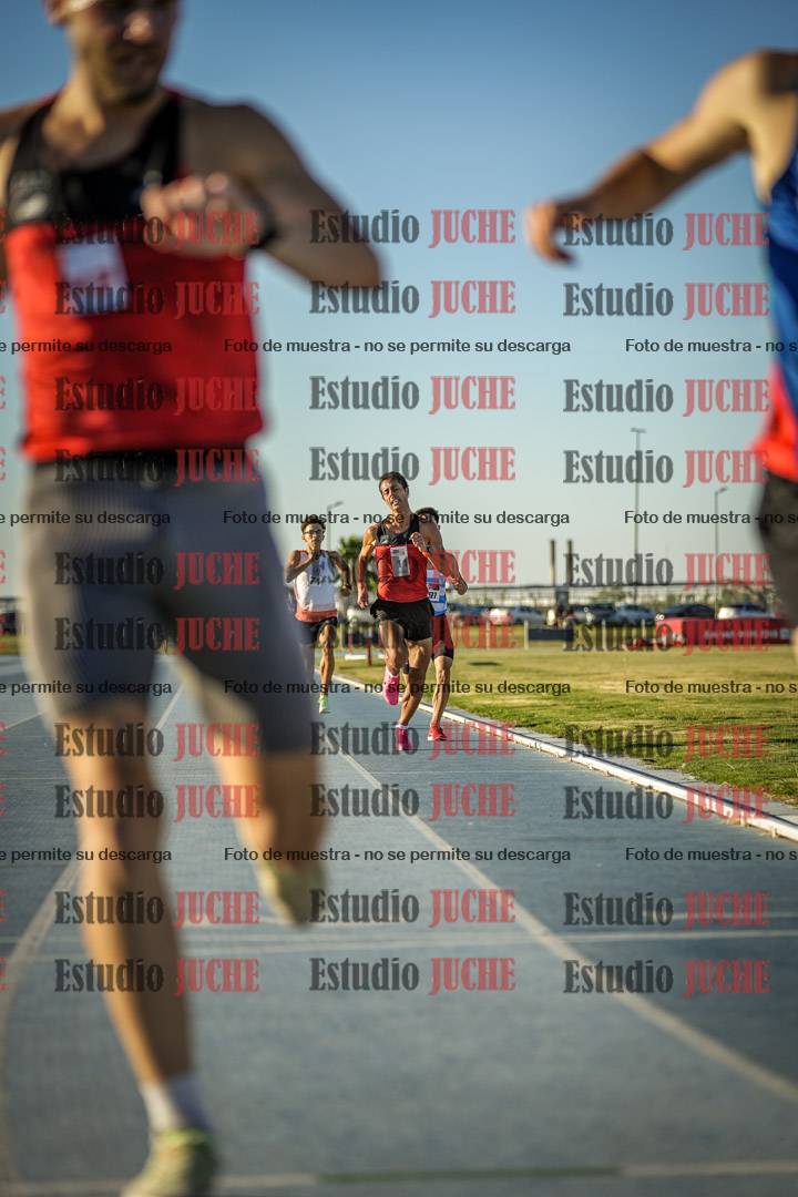 Fotos de los 1500 m llanos de varones