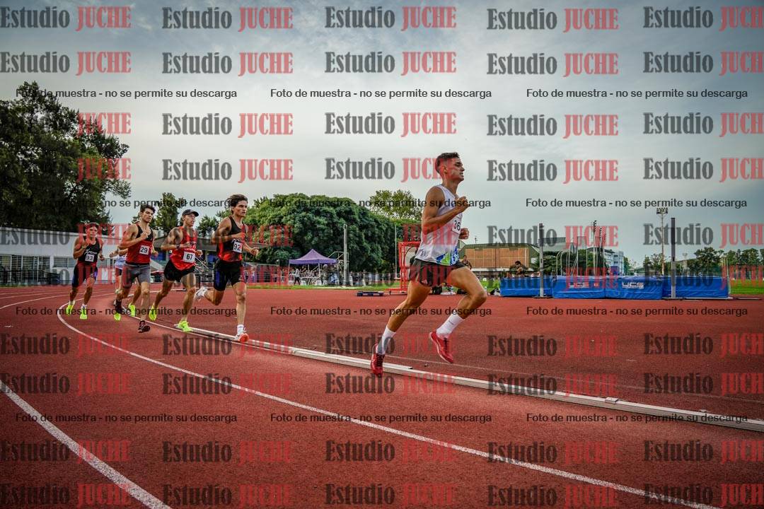 Fotos de los 1500 m llanos de varones